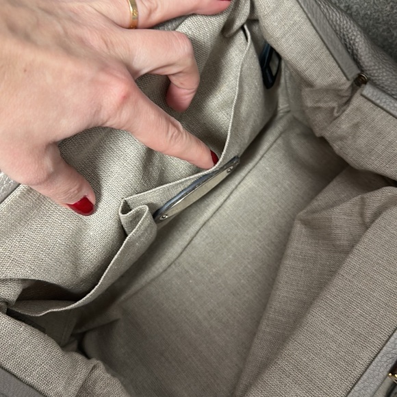 Fendi bag - Picture 8 of 9